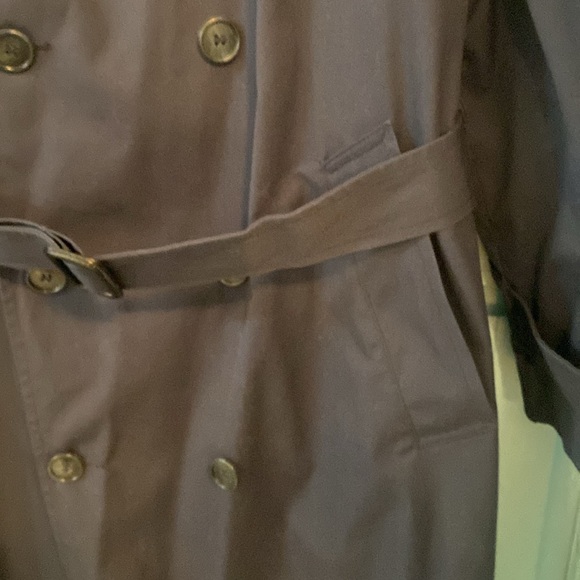 Men’s trench, overcoat made by Fashion World. Size 38 reg.# 538 - Picture 3 of 12